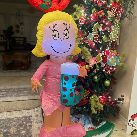 The grinch Cindy lou who airblown inflatable 5 feet - Picture 12 of 17